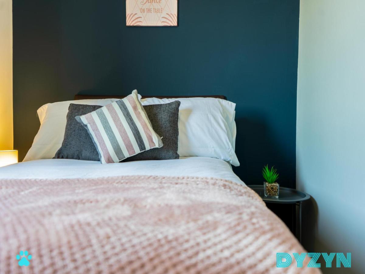 דירות Cozy 2Br Retreat Prime Cardiff Location מראה חיצוני תמונה